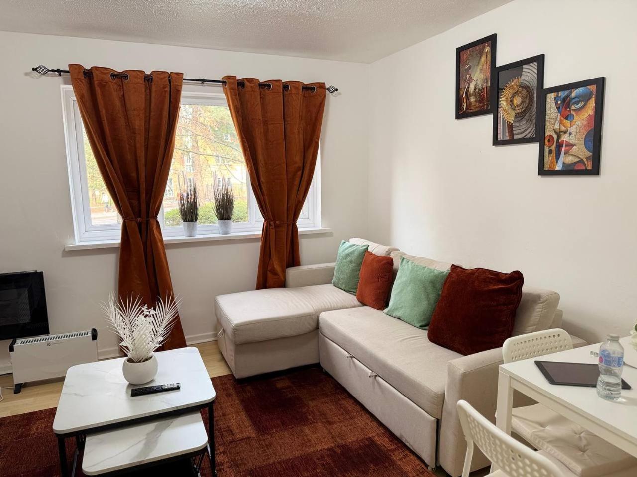 Spectacular Apartment Birmingham Oda fotoğraf